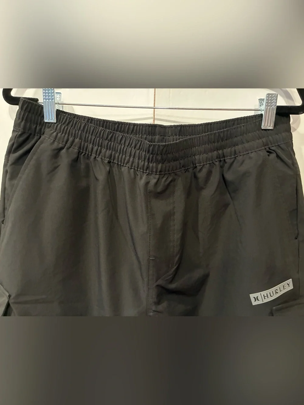 Hurley Men's Black Cargo Utility Shorts Elastic Waist Size Medium
